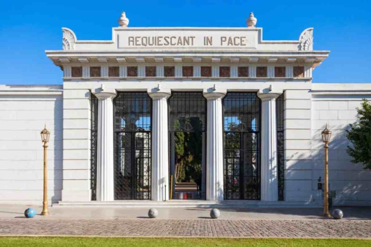 Mistero tomba che respira