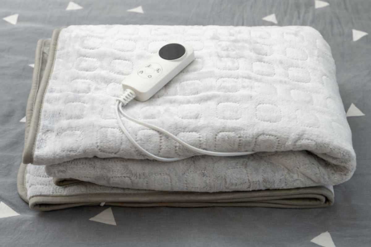 L’uso scorretto della termocoperta non rischia solo di danneggiare mobili e materassi ma può avere conseguenze dirette sulla salute,