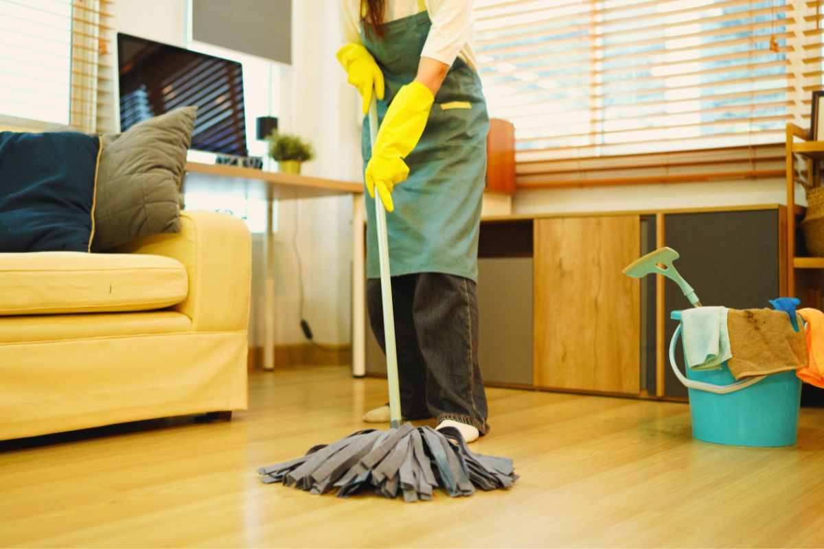 come pulire il pavimento